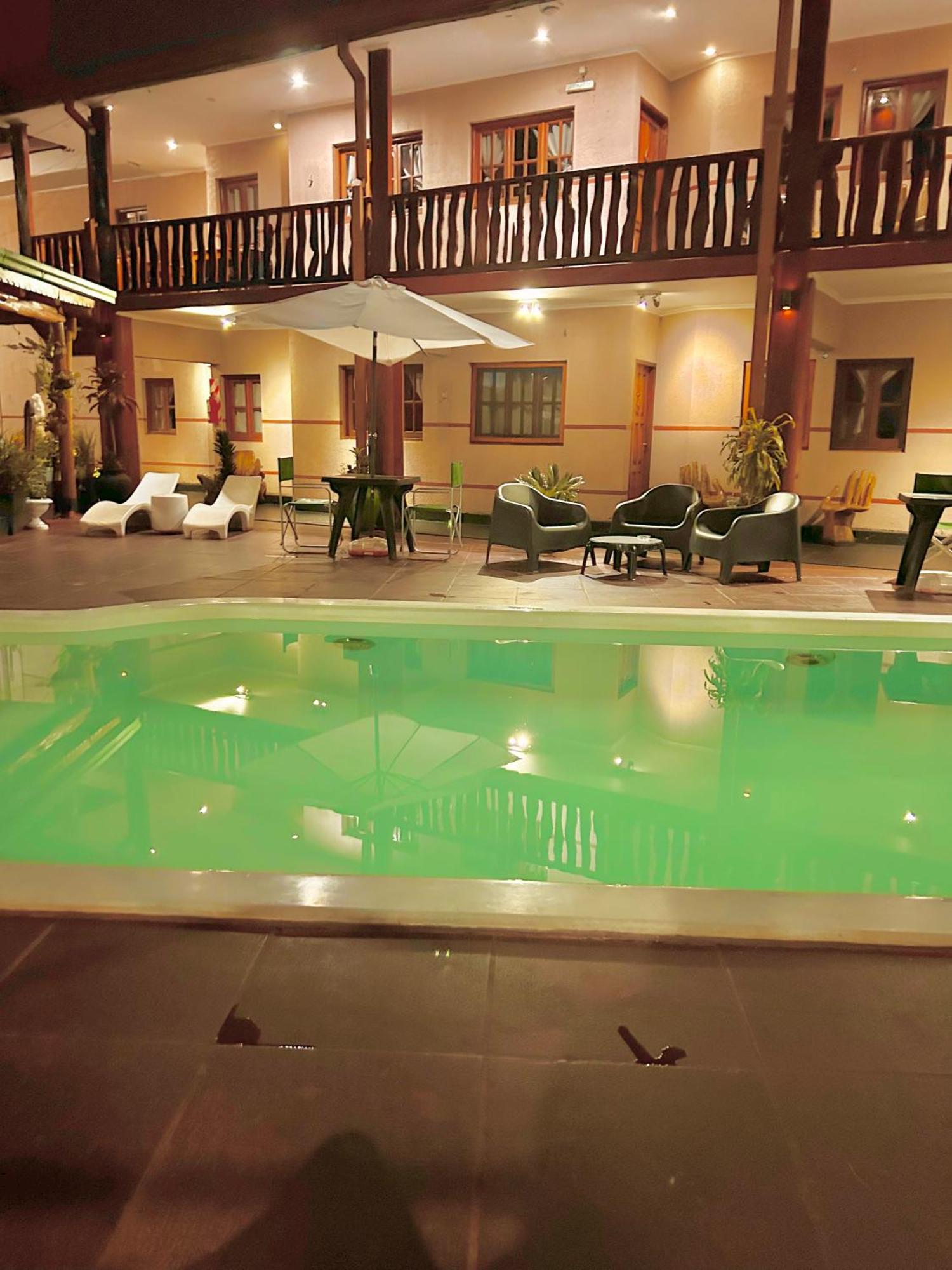 Tupa Hotel Iguazu 푸에르토이과수 외부 사진