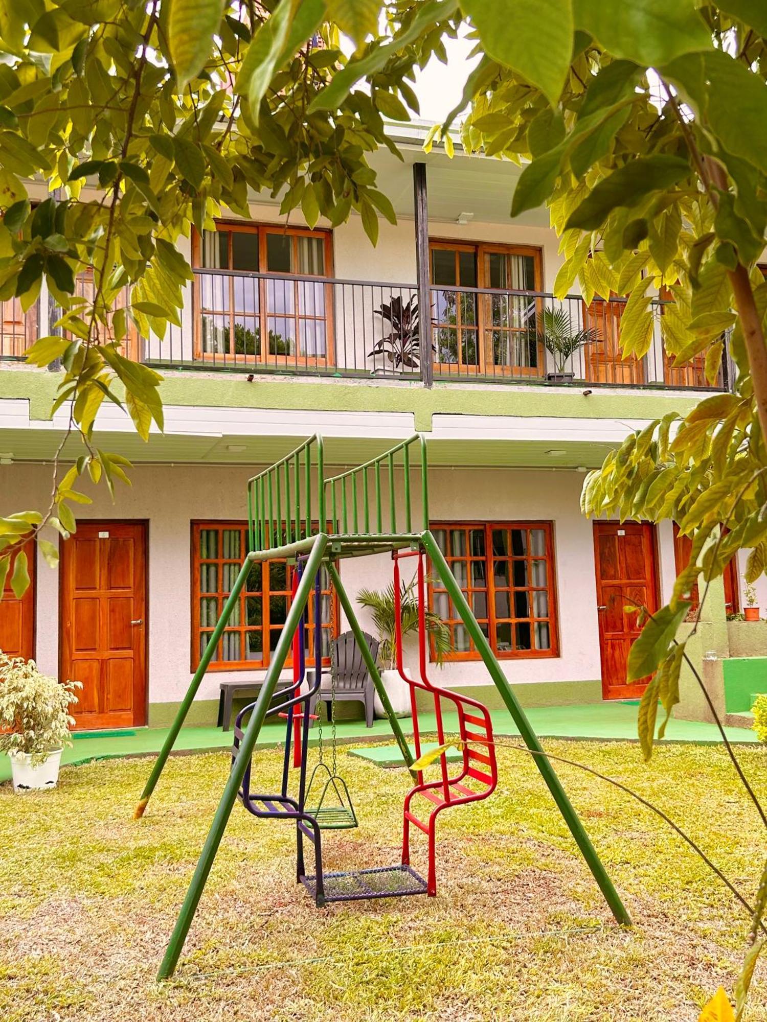 Tupa Hotel Iguazu 푸에르토이과수 외부 사진